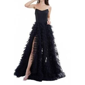 NEW JADORE blanca gown in black